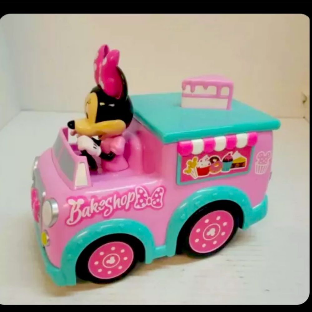 Minnie Mouse Disney RC car ice cream truck pink